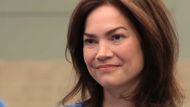 Liz looks at Willow like she is nuts | Image: ABC